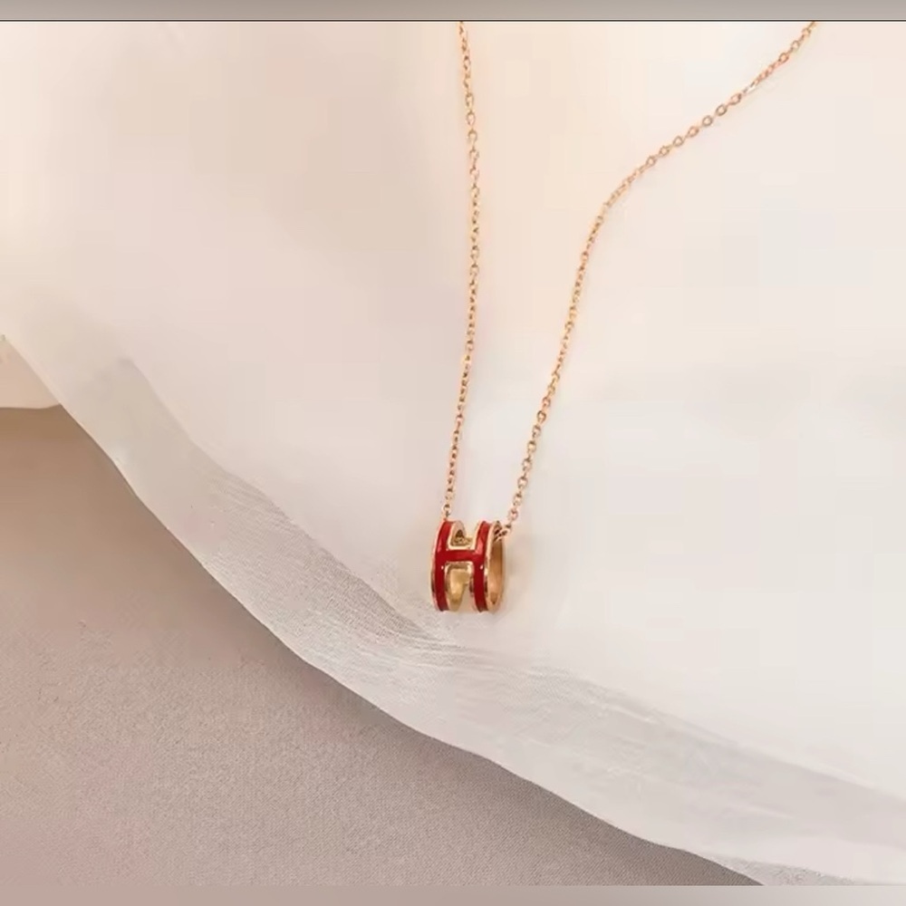 18K Gold Mini Red Enameled Minimalist Letter H Shaped Pendant Necklace - Picture 2 of 5